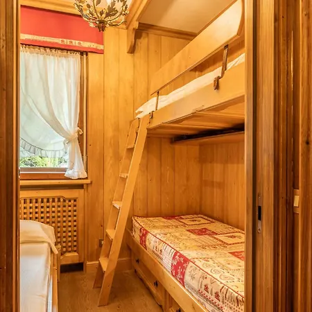 Casa Cinque Torri 아파트 *